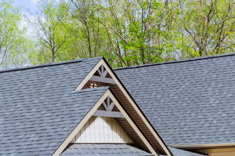 Signs It’s Time For A New Asphalt Shingle Roof Installation